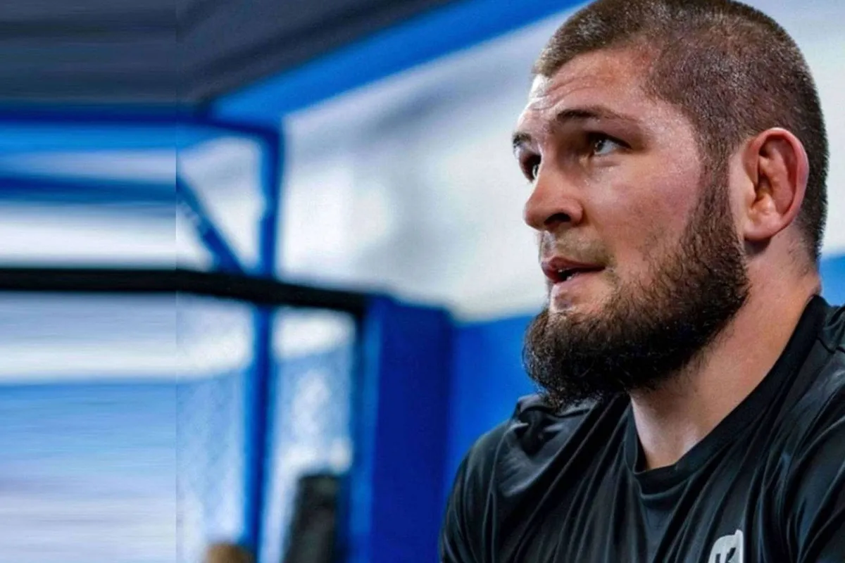 Legende Khabib keert zich tegen UFC - straft kampioen Topuria genadeloos af