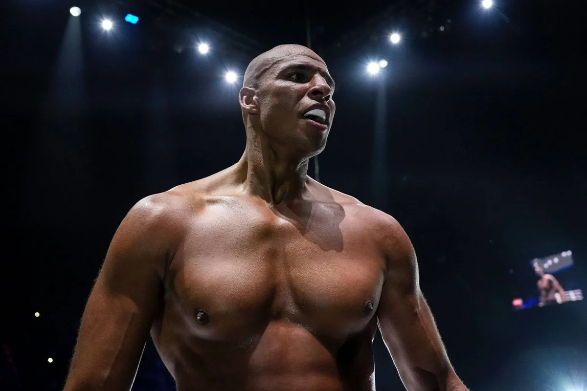 'Ik maak hem dood!' Glory kickbokser Levi Rigters krijgt doodsbedreiging