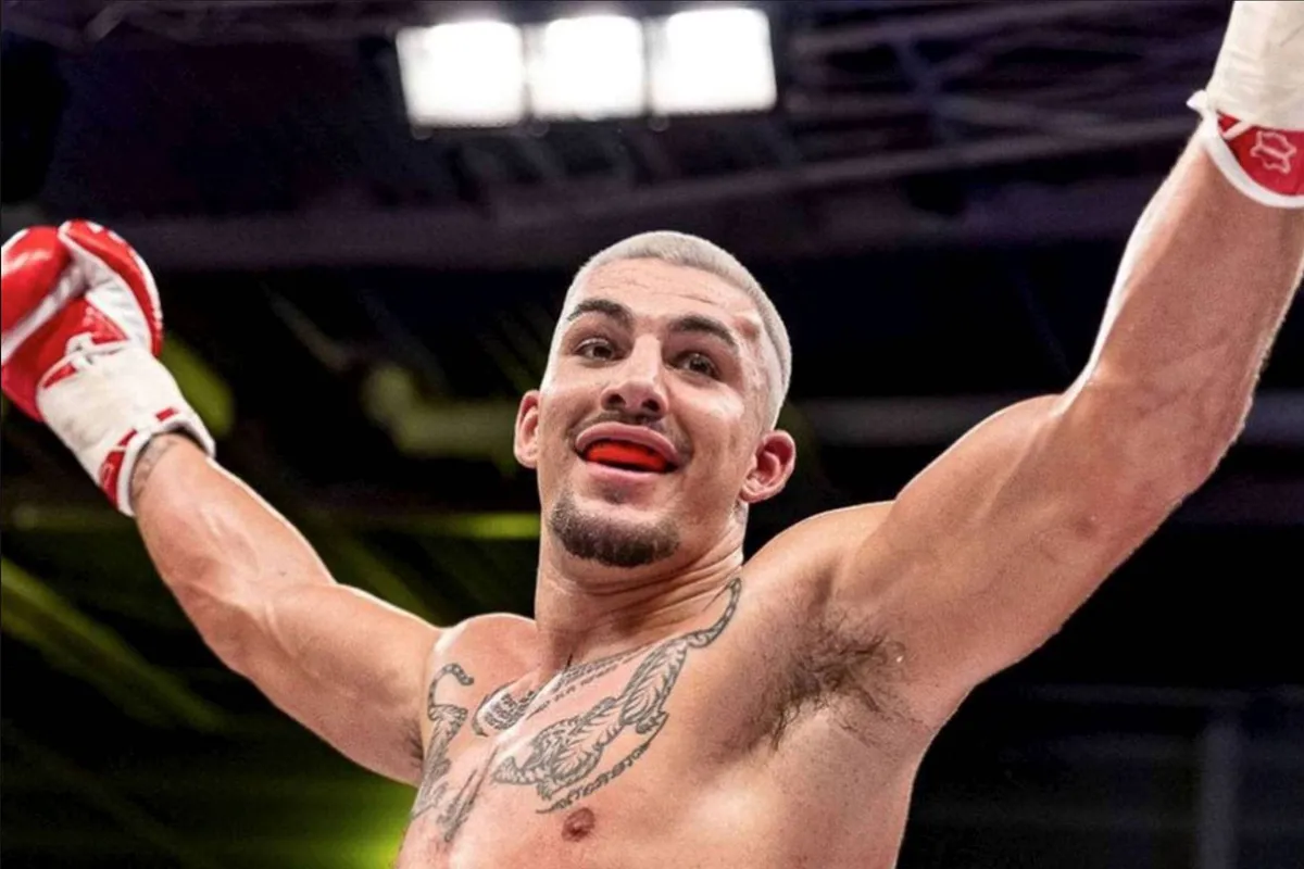 ZWAAR PLAT: Topkickbokser Thian de Vries keiharde docu legt alles bloot