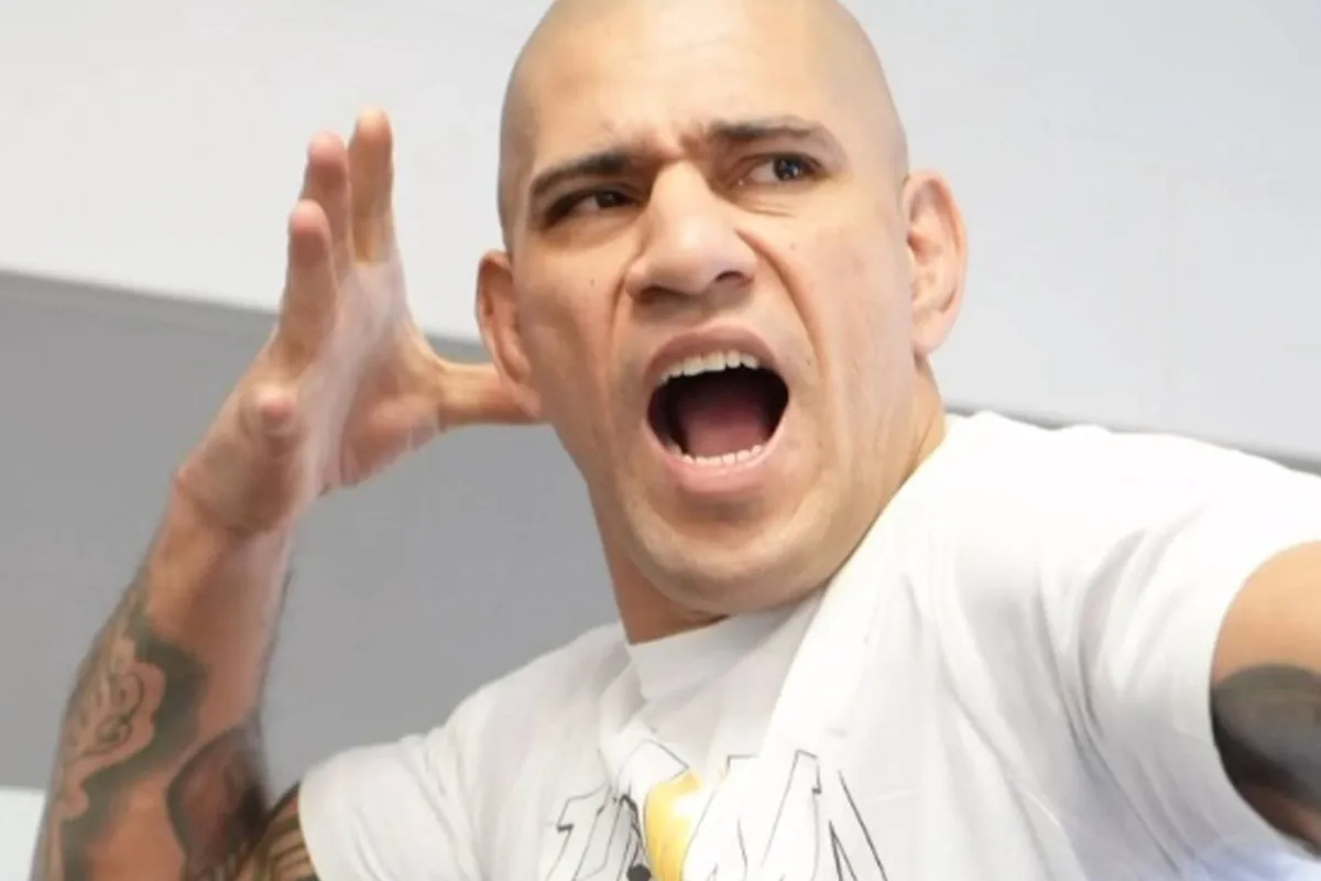 'Het verhaal eindigt hier!' UFC ster Pereira dreigt uitdager en zweert wraak