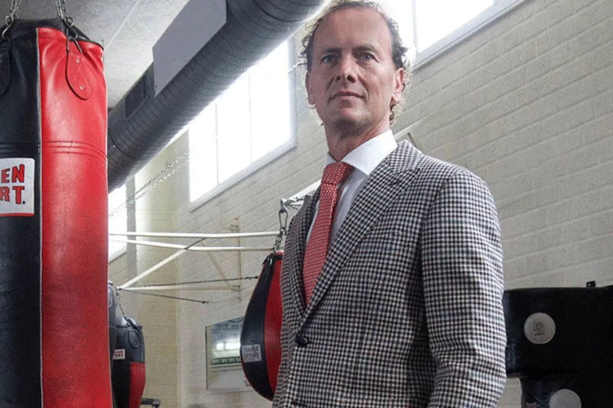 Shock in bokswereld: Boris van der Vorst stopt als baas World Boxing