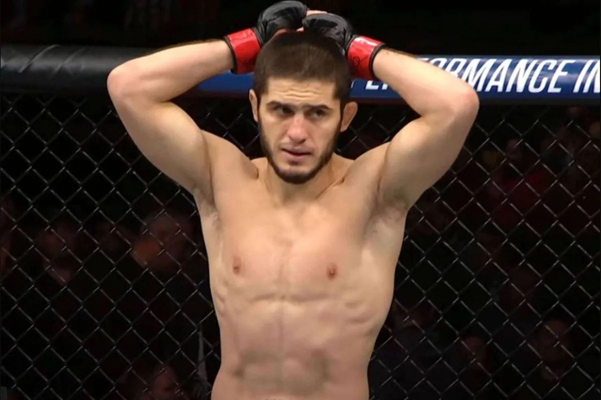 UFC ster Islam Makhachev dreigt: ‘Op 16 november adem ik pas weer’