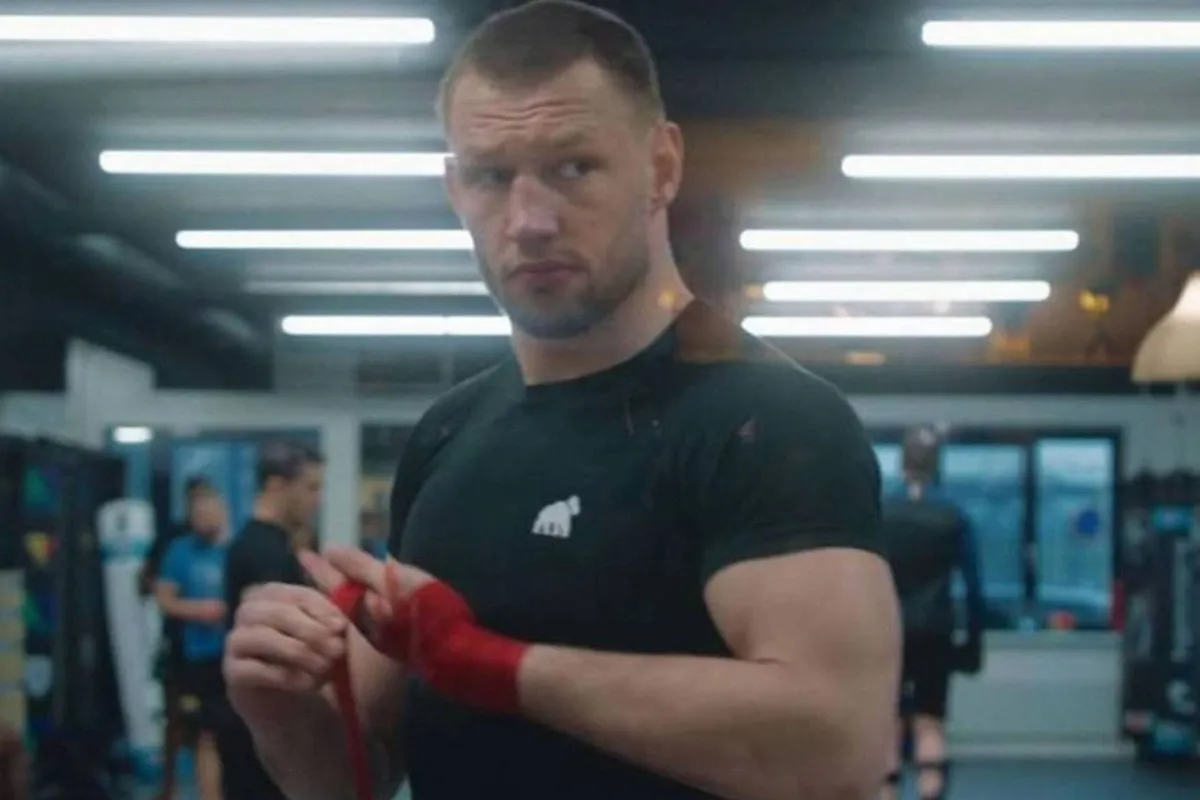 Nederlandse UFC ster haalt uit: ‘Fuck off, neem dat gevecht!’