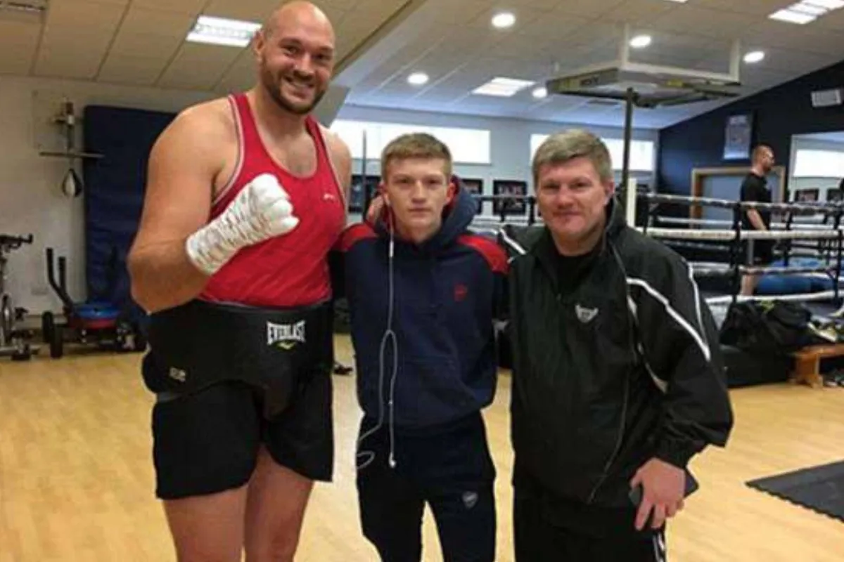 Tyson Fury, Tom Aspinall en Jake Paul eren boksheld Ricky Hatton na tragische dood