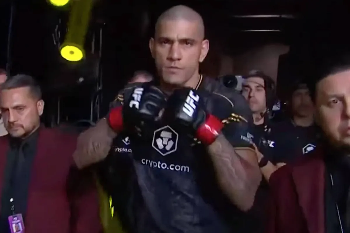 UFC ster Pereira inspireert legendarische heavy metal band - dit is waarom