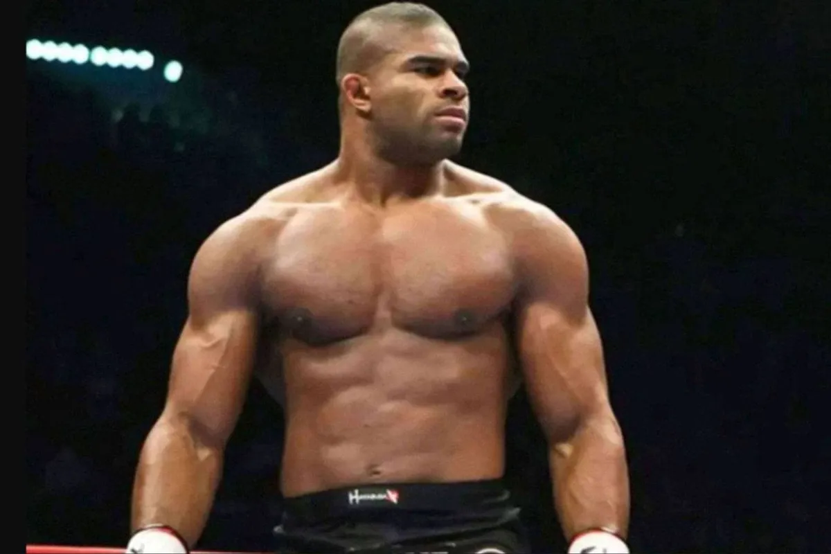 Vechticoon Alistair Overeem onherkenbaar op nieuwe foto - fans reageren!