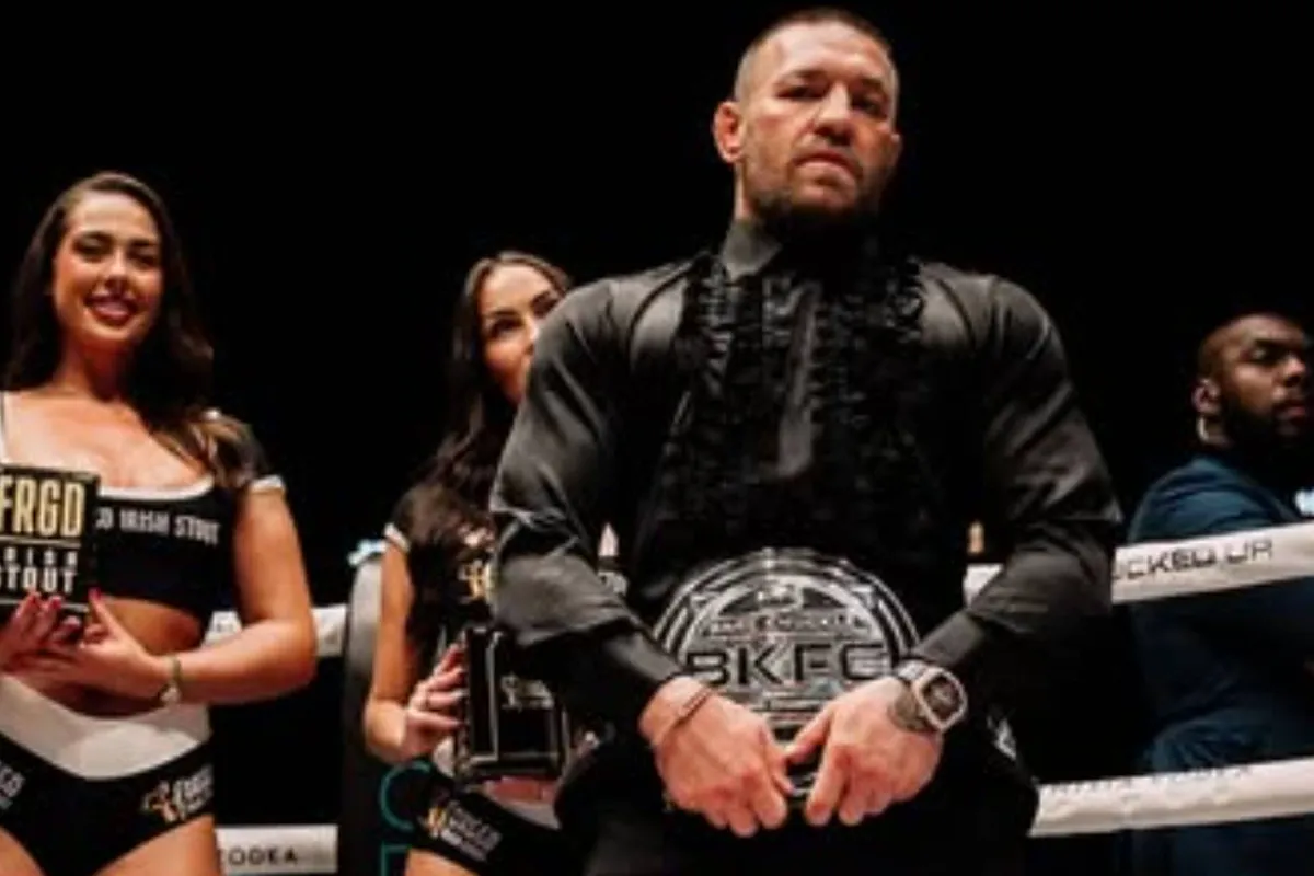 'Alles opzij!' UFC ster McGregor plant zes maanden operatie voor comeback