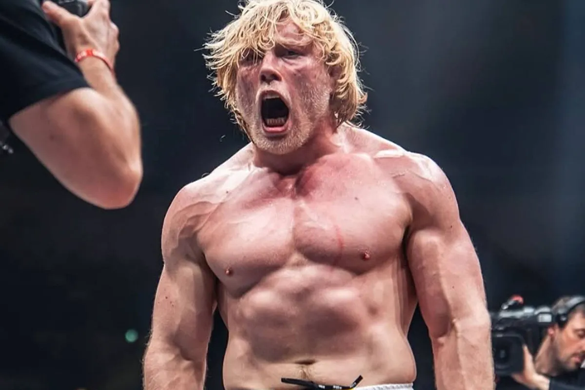 Duitse vechtmachine Vosgröne draait ontslag terug - stapt tóch de kooi in