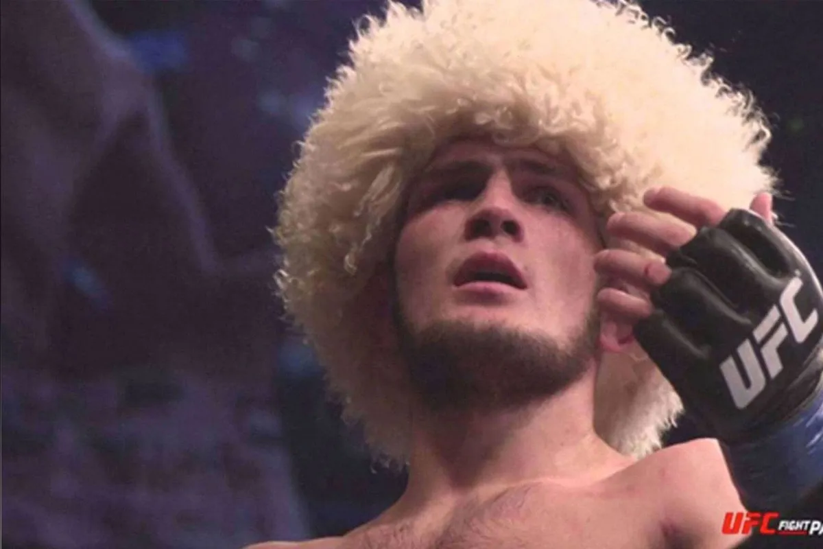 MMA organisatie UFC zet legende Khabib 2.0 in de vechtkooi - dit is het moment