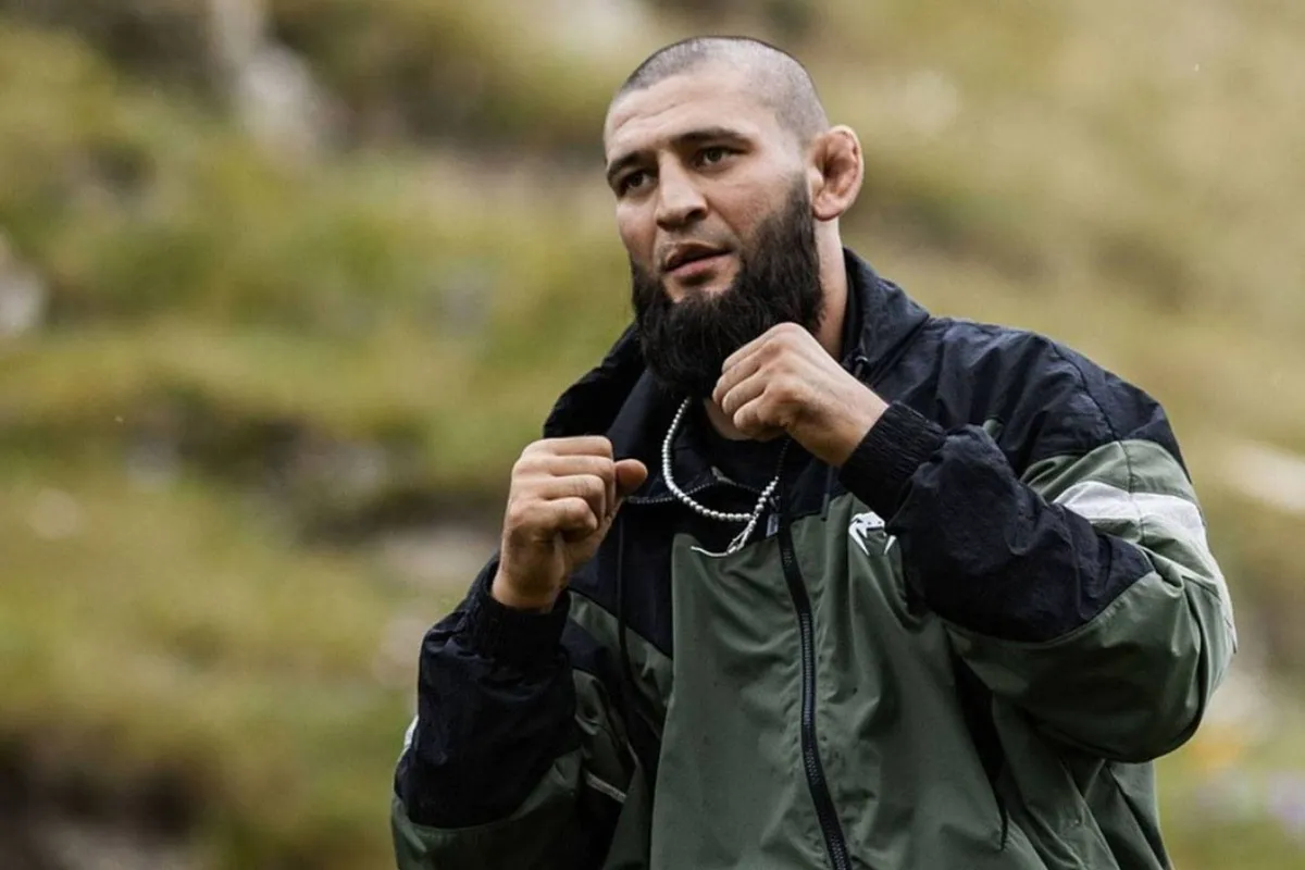 UFC-held Chimaev maakt online blunder van formaat - fans gaan los