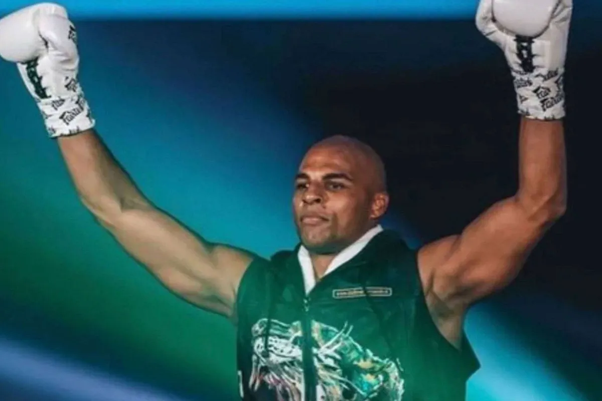 Gevecht oud-rivaal Rico Verhoeven tegen broer Levi Rigters op hoogspanning - dit speelt er!