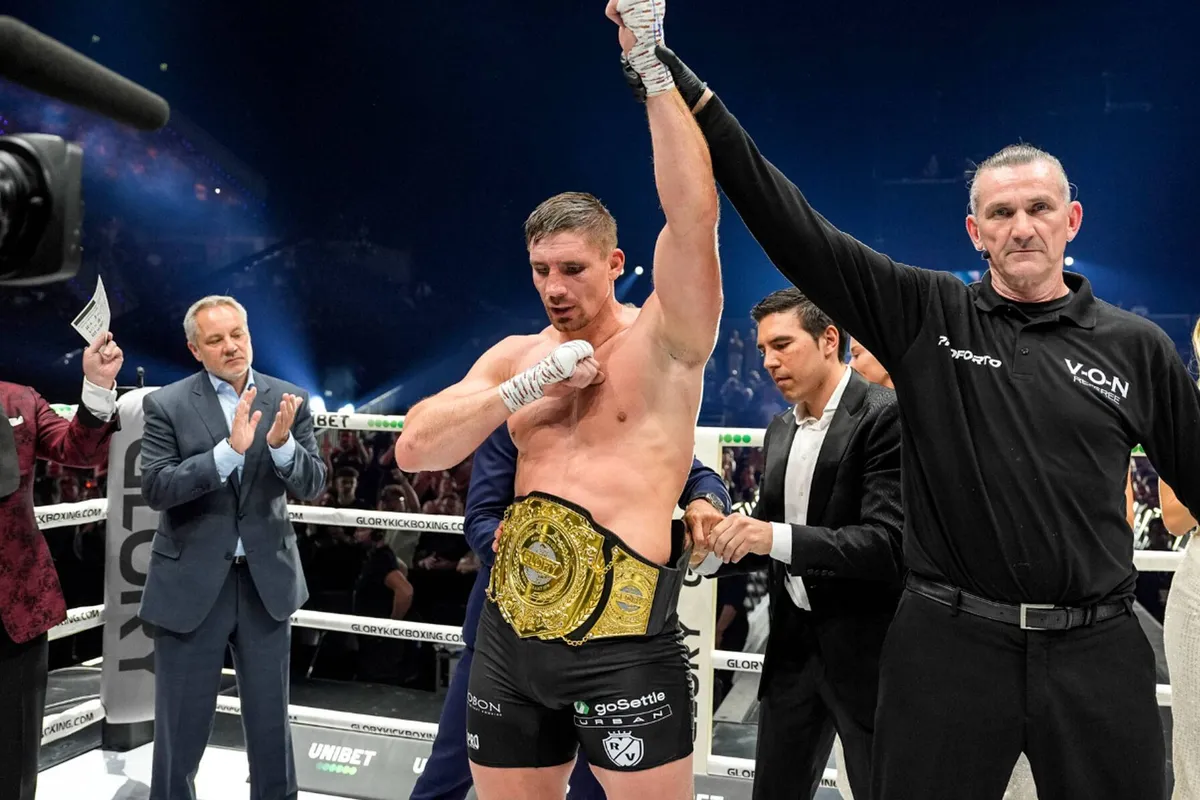 Rico Verhoeven's kampioen-status in gevaar door Glory toernooi gezeur? Bonjasky reageert!