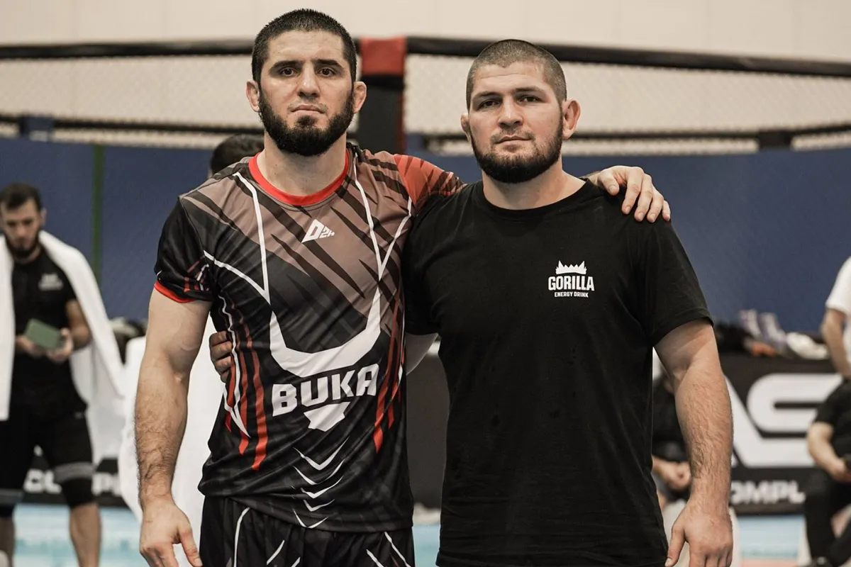 Sterker dan ooit: UFC-held Islam Makhachev onthult spiermassa geheim