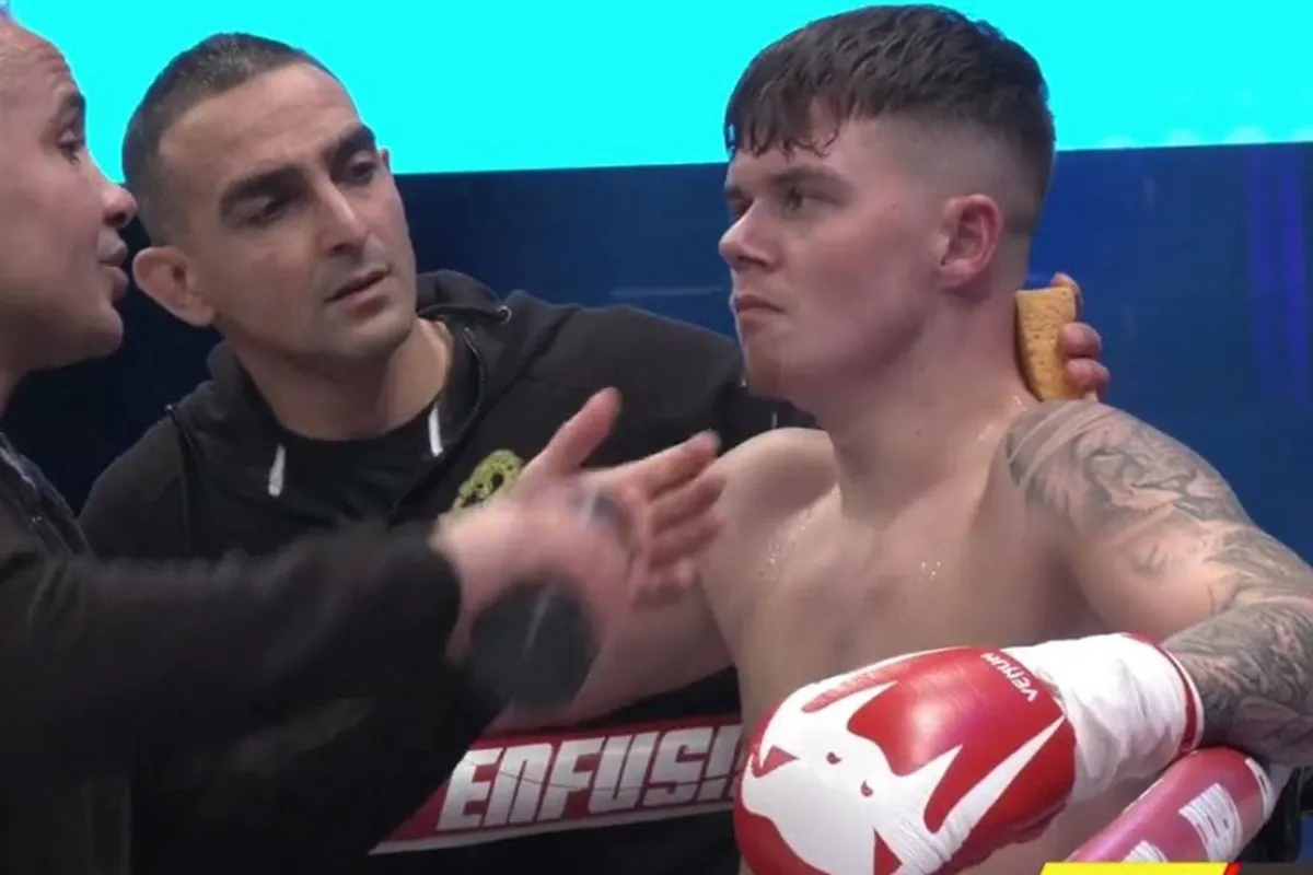 Groningen trilt! Lokale kickboksheld Paays bezorgt Italiaan nachtmerrie in de ring