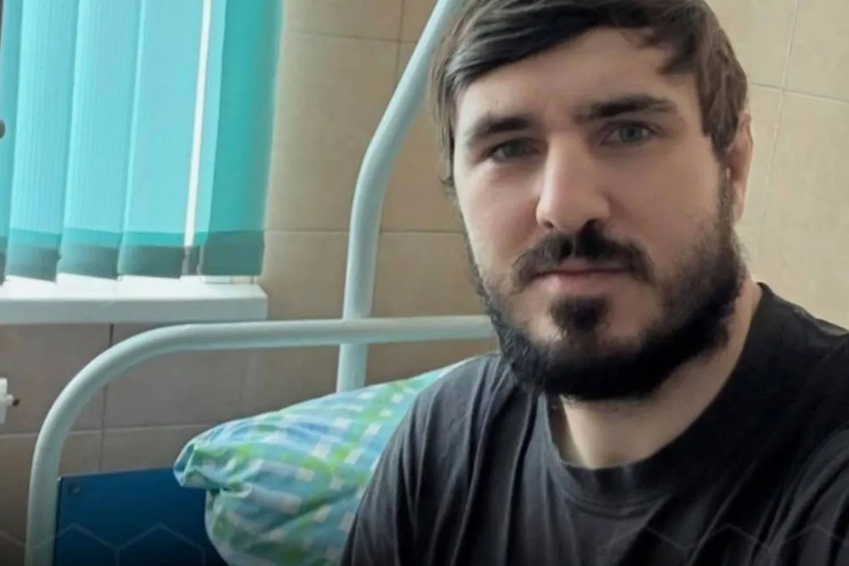 Glory-ster Vakhitov haalt uit naar haters - reageert op kritiek na afzeggen Collision 8