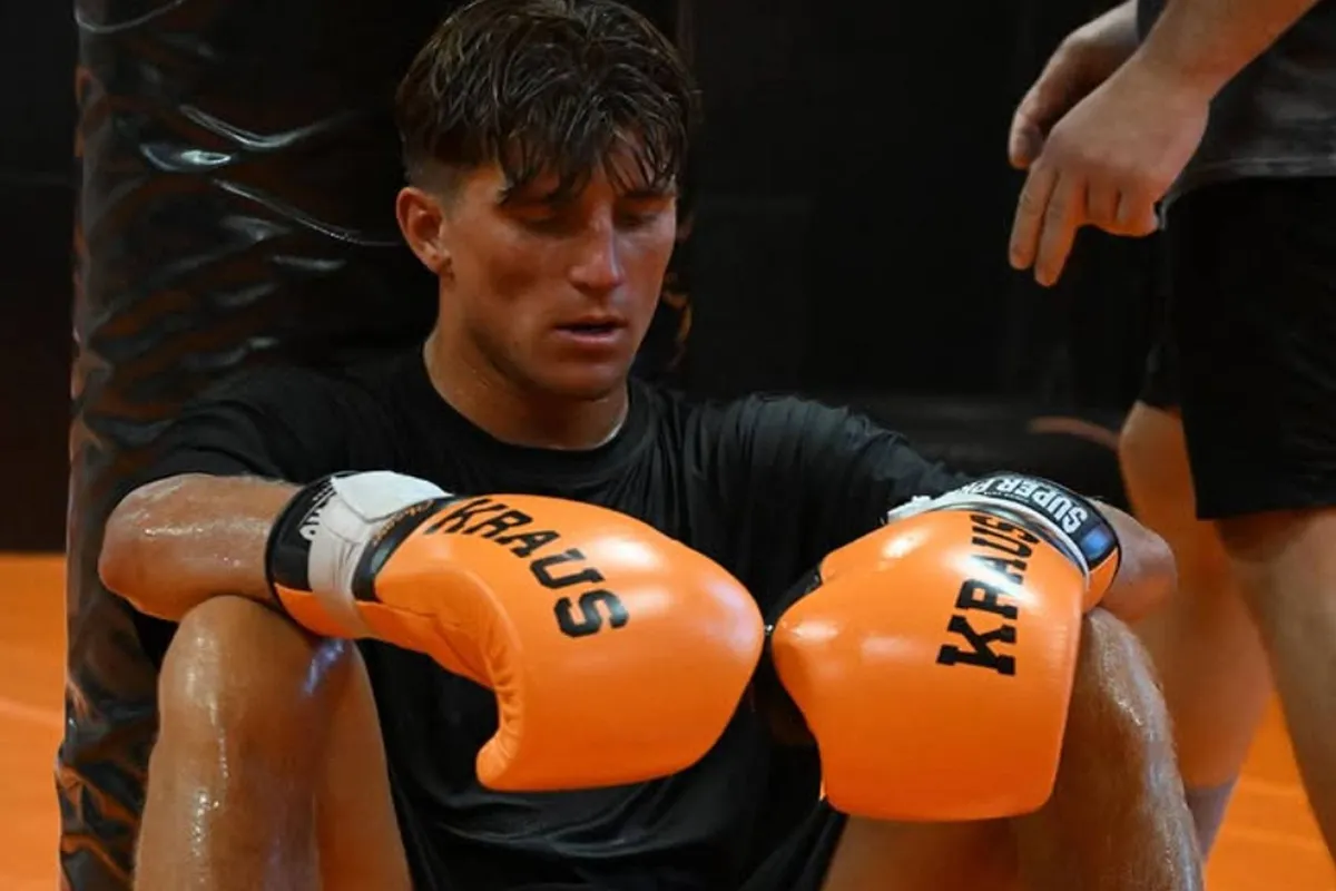 'Doe het hard of blijf thuis' – Boksbelofte Gradus Kraus trotseert ijskoud water