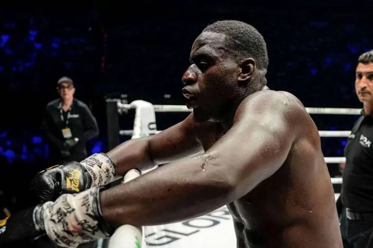 Glory in crisismodus: topgevecht Boapeah Collision 8 op losse schroeven