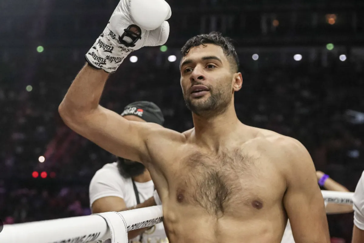 ‘Niet lastig als je nooit vecht’ – Glory-kickbokser Hamicha voelt druk van fans