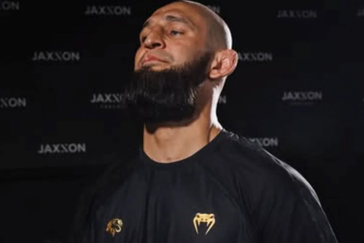 Chimaev daagt Pereira uit voor UFC-supergevecht op 14 juni – ‘Ik maak hem snel af’