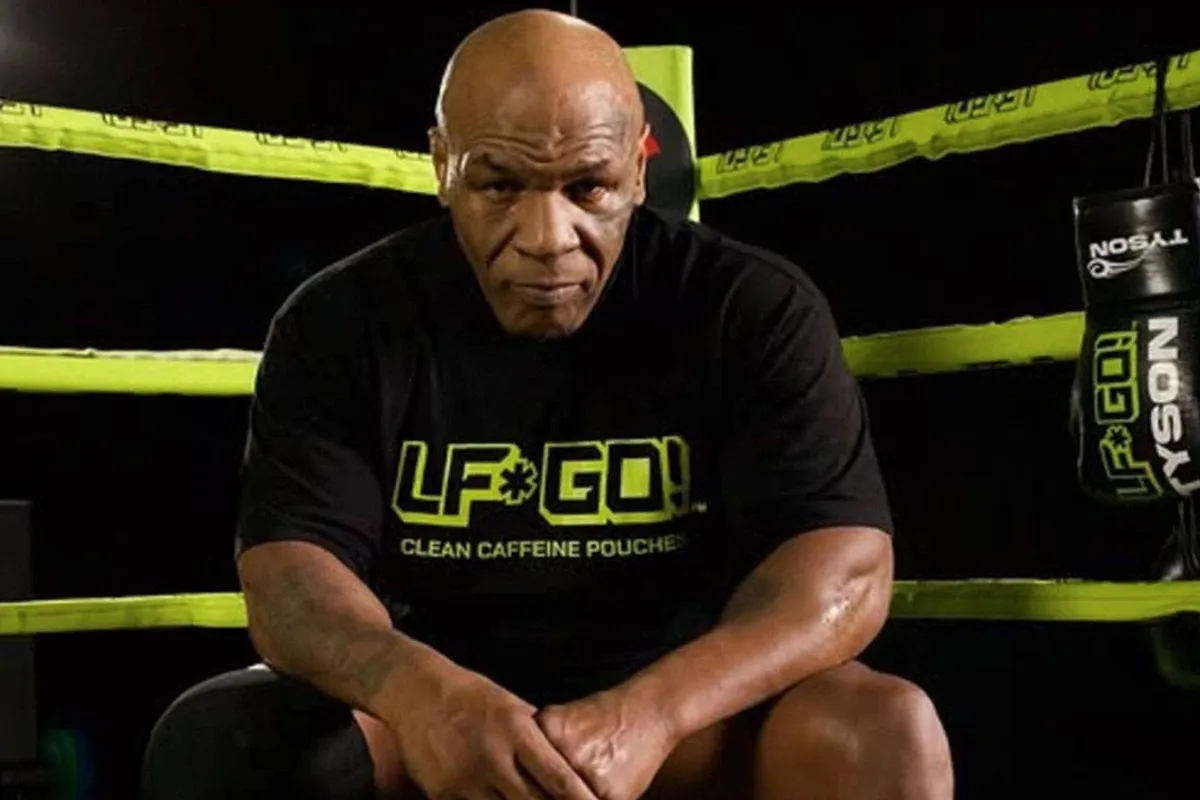 Boksheld Mike Tyson laat fan duizenden dollars aftikken voor follow – ‘Ik ben de 300e’