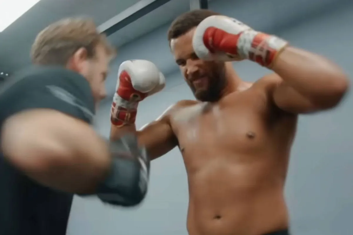 'Alleen boksen telt' - Deze 20-jarige is dé toekomst van het zwaargewicht