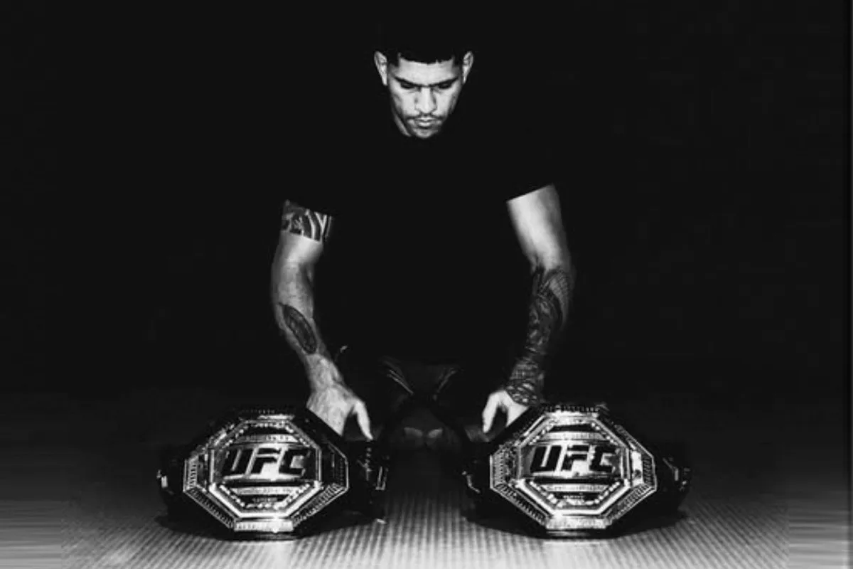 UFC-schok: Alex Pereira levert titel in – dreigt Aspinall zwaargewichtgoud te verliezen?