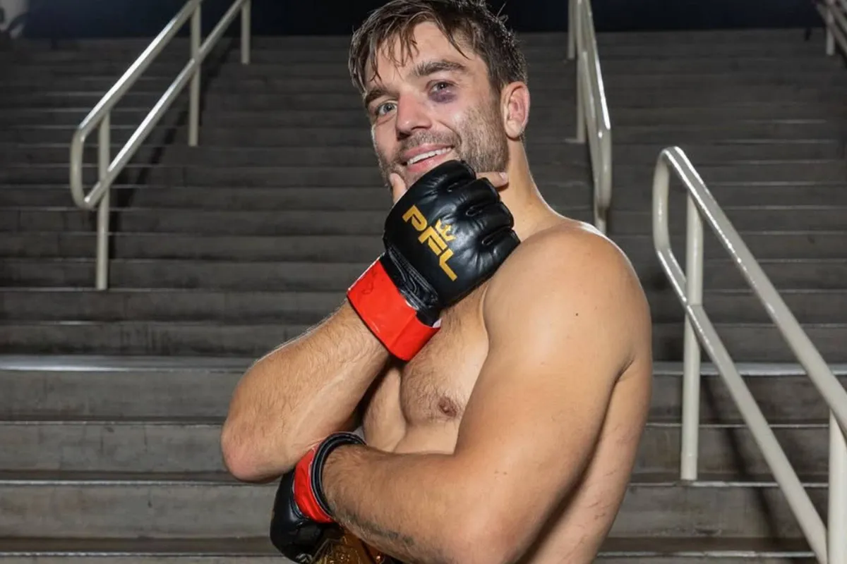 MMA-vechter Alfie Davis vecht vandaag niet alleen voor geld: “Geen gewone partij”