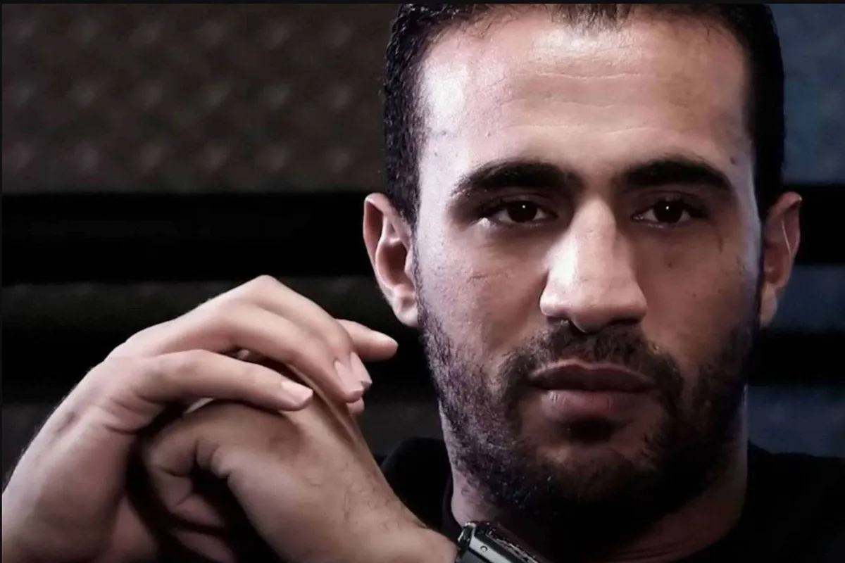 Badr Hari steelt de show bij Glory 105: ‘dit applaus zegt alles’