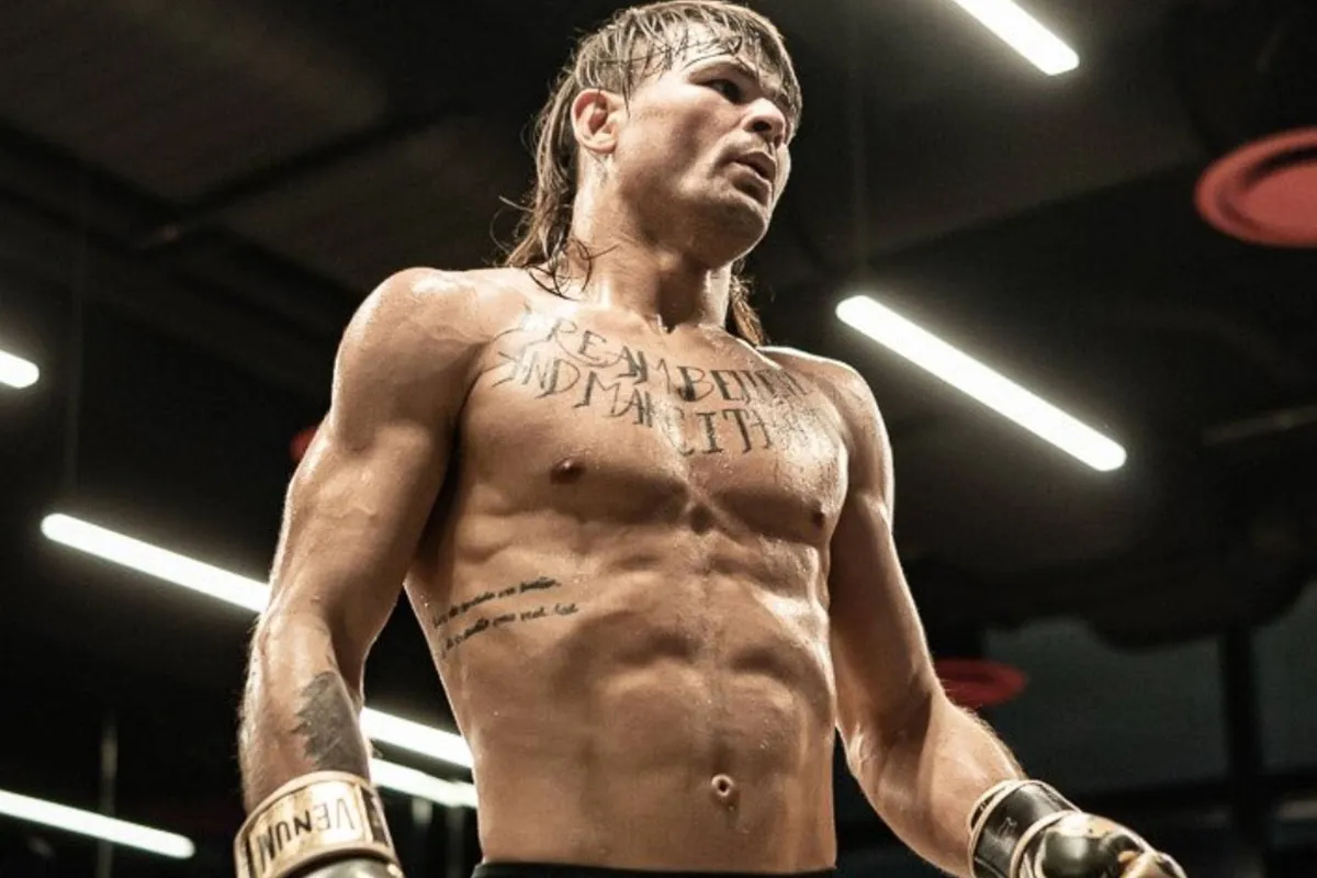 '5 rondes met gebroken voeten' – UFC-vechter Lopes vecht zich ziekenhuis in