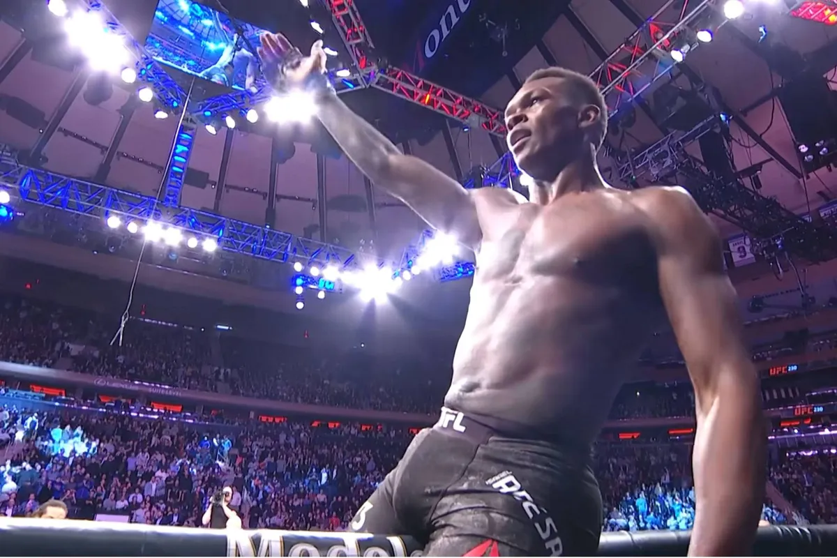 UFC-ster Israel Adesanya: 'Ik zie de finishlijn' – denkt aan einde van zijn carrière