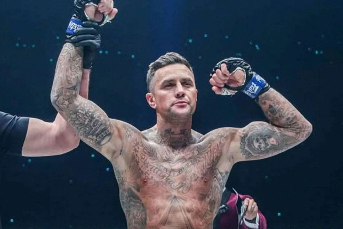 “Je was nooit zomaar een vechter” – afscheid Nieky Holzken raakt vechtsportwereld
