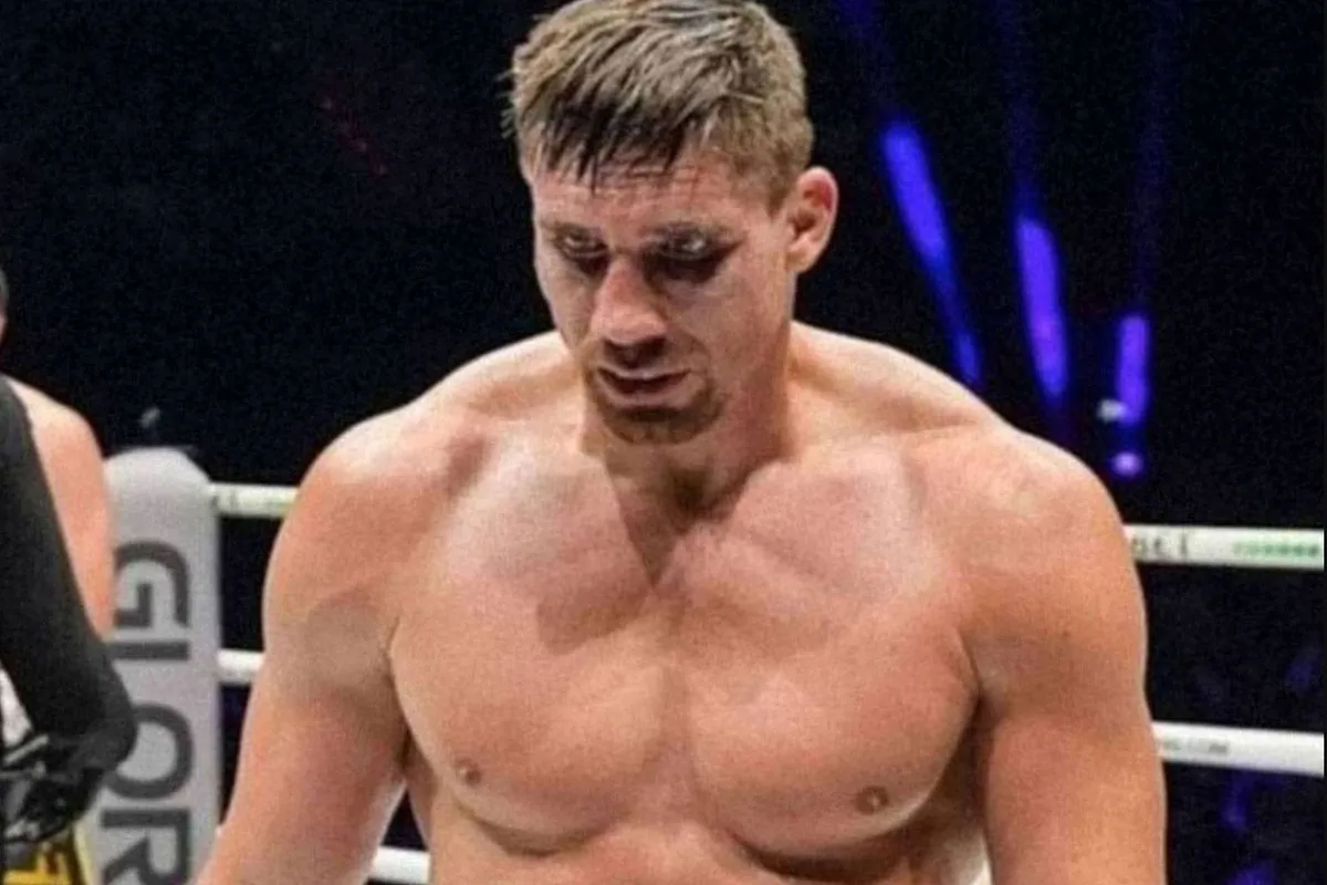 Rico Verhoeven overleeft geen minuut tegen Usyk - experts lachen gevecht weg