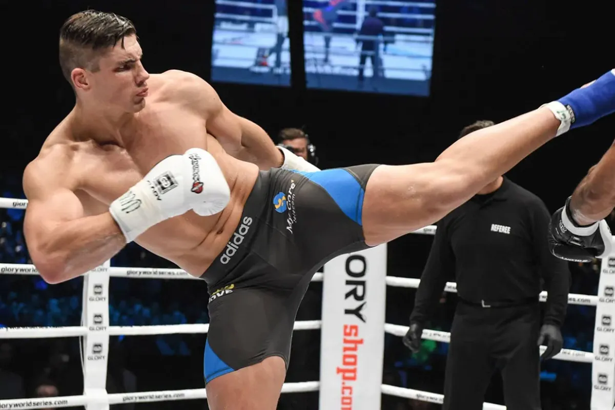 Brendan Schaub: “Rico Verhoeven zou er perfect passen” – kan dode UFC-divisie redden
