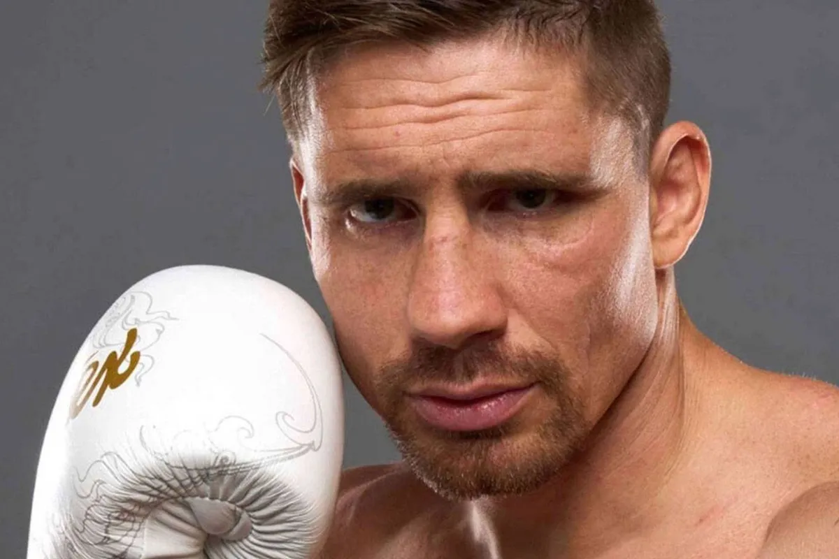 “Er komt iets aan”: Rico Verhoeven zet fans op scherp na vertrek bij Glory