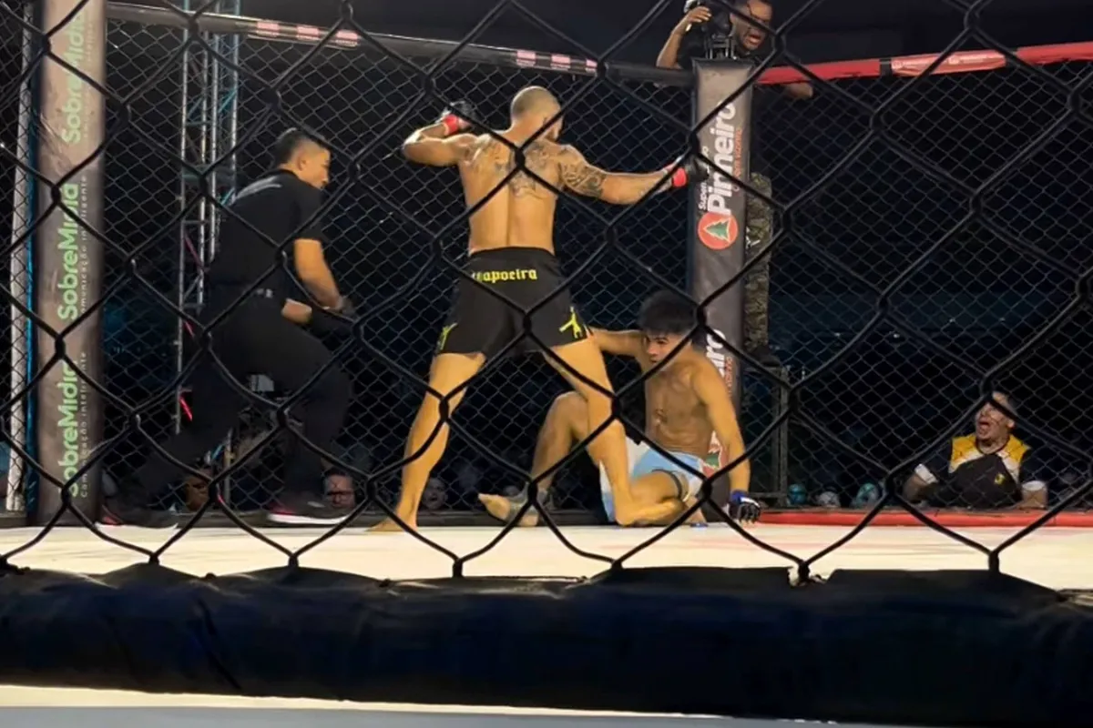 “Dit ging volledig mis”: vechter gaat twee keer knock-out na falende scheidsrechter