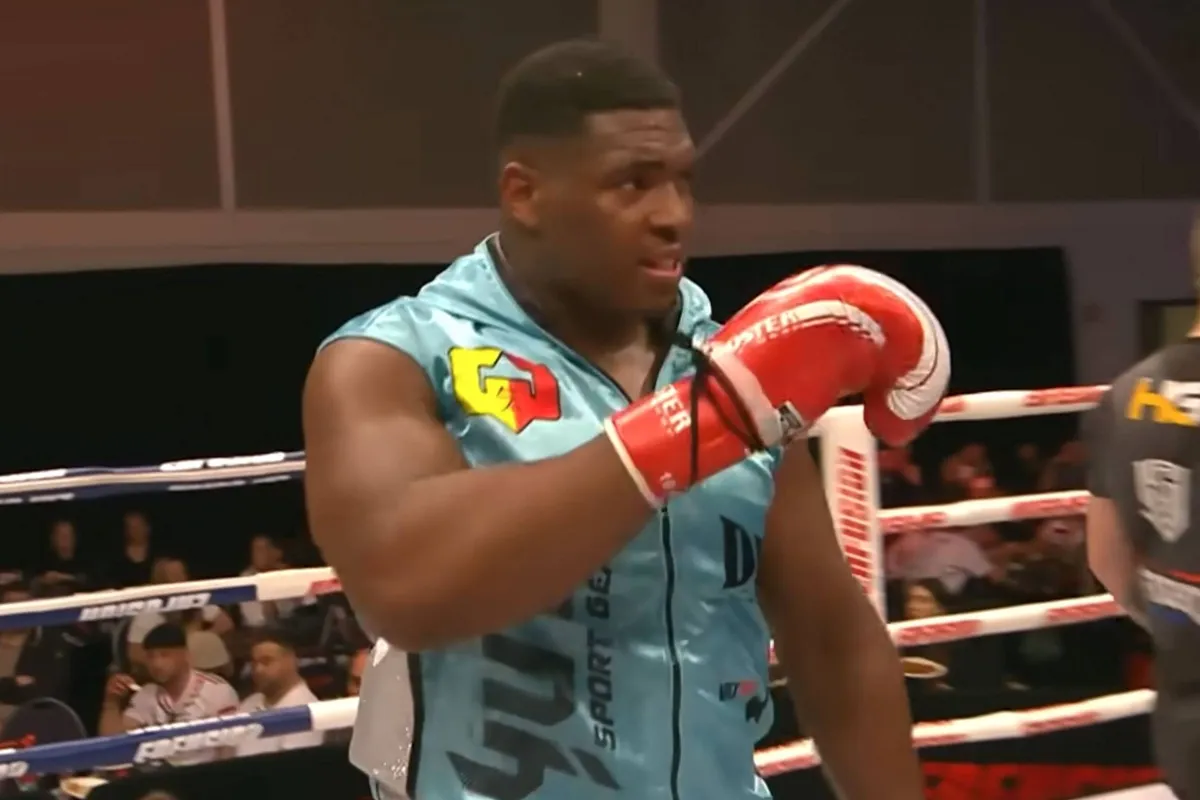 Enfusion kickbokser Jeremy Mercera sloopt tegenstander in Goes - “10 seconden en klaar”