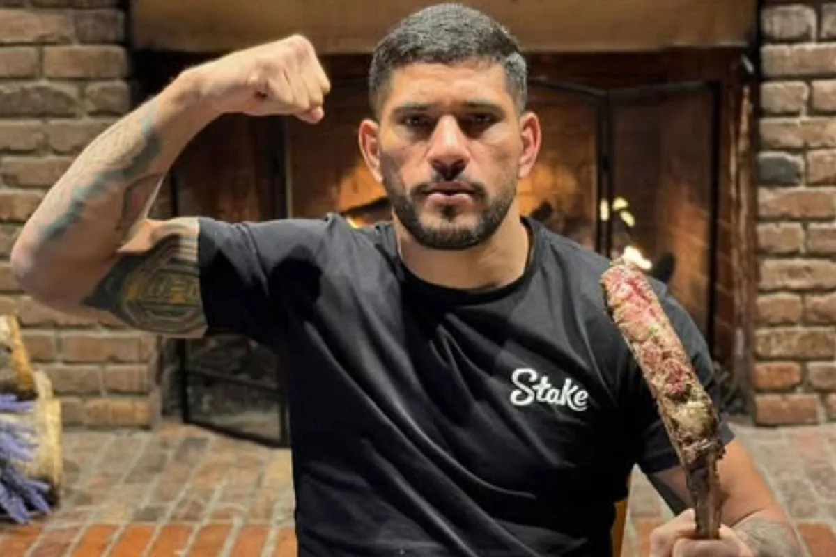 “Zwaargewicht dieet?” – UFC-ster Alex Pereira zorgt voor ophef met opvallende beelden