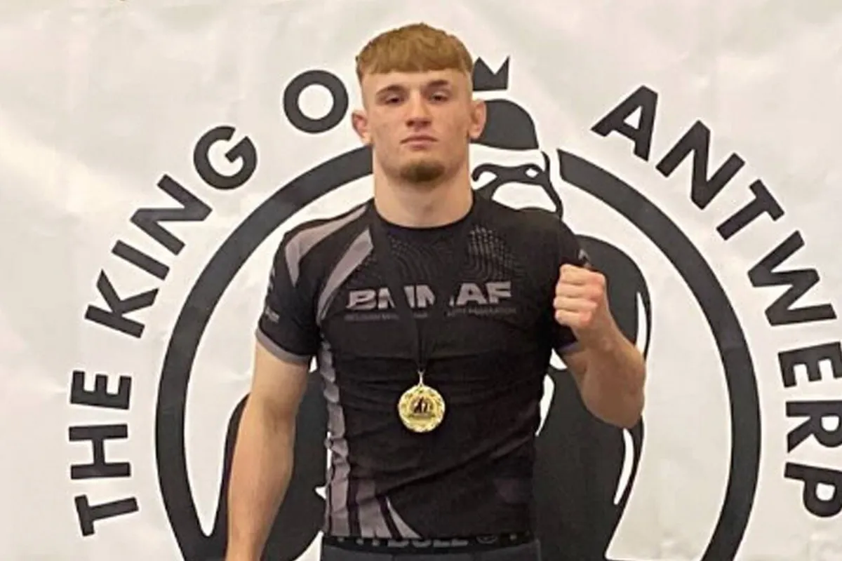 MMA-vechter Pawel Kasprzyk stapt in België voor eigen publiek kooi in - ‘Alles of niets’