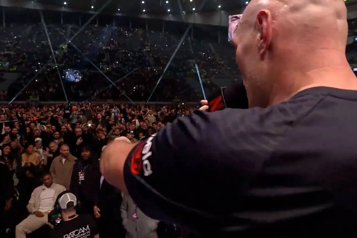 Tyson Fury daagt Joshua uit na moeizame comeback: “Kom dan de ring in”