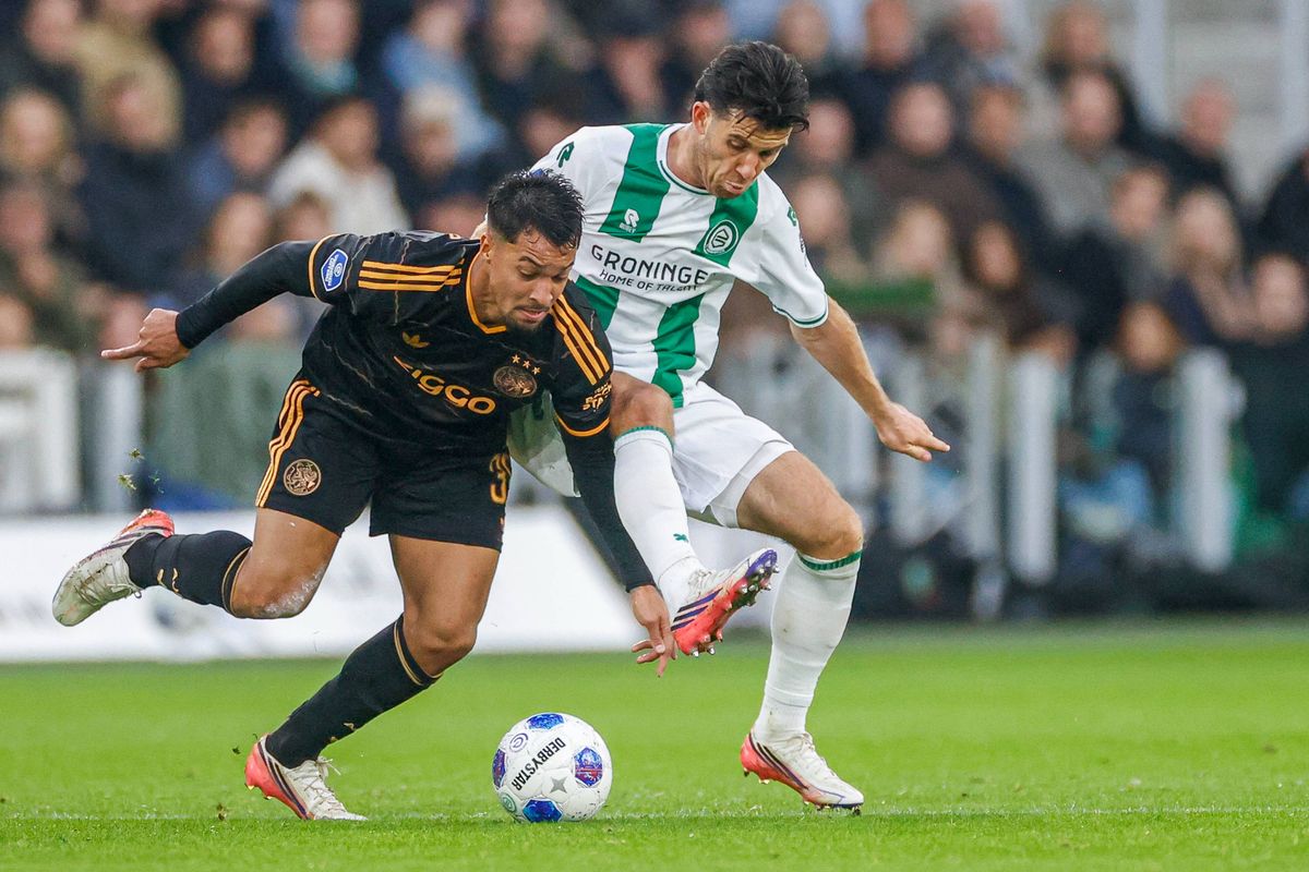 Spaan komt met opvallende vergelijking voor Ajax-spits: 'Hij is de Scamacca van Ajax, maar kleiner'