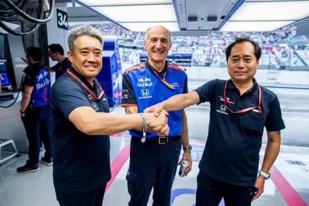 Tost: 'Wij willen Mateschitz en Red Bull bedanken'