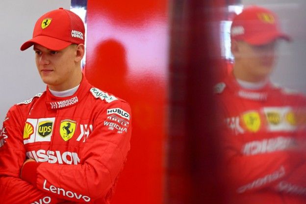 Schumacher en Illot in actie tijdens Grand Prix-weekend in Duitsland
