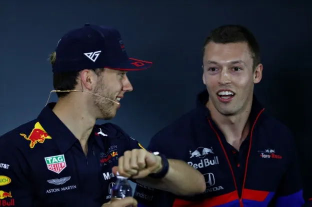 Nieuwe teamgenoot voor Verstappen? 'Dan gaat Kvyat absoluut terugkeren'