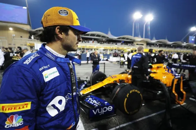 Sainz: 'Vergelijken onszelf niet met het middenveld, maar met Mercedes/Ferrari'