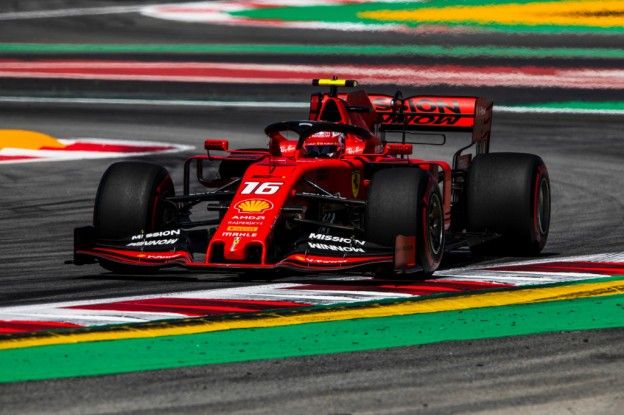 'Aantal teams klaagt bij FIA over buigende achtervleugel Ferrari'