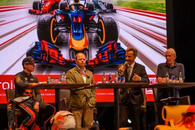 Marko klaagt mee: 'Kerbstones vernielen hier de hele auto'