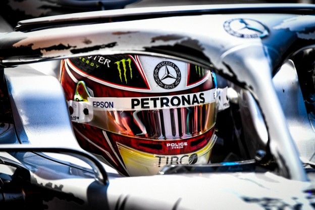 Hamilton verwacht nog geen wereldtitel: 'McLaren en Red Bull worden serieus snel'