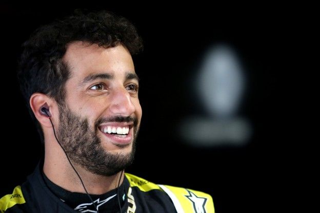 Ricciardo over toekomst Vettel: 'Hij is nog steeds competitief en hongerig'