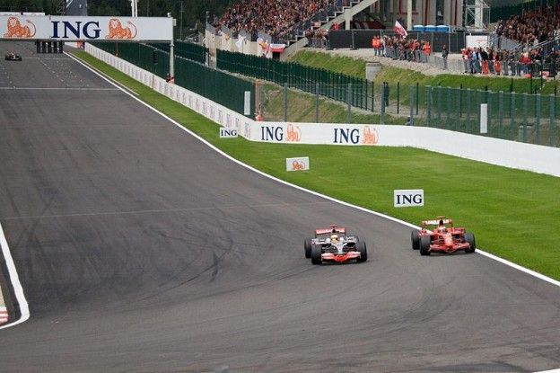 F1 Kijktip | Schumacher, Hamilton, Vettel en Häkkinen schitteren in F1-compilatie