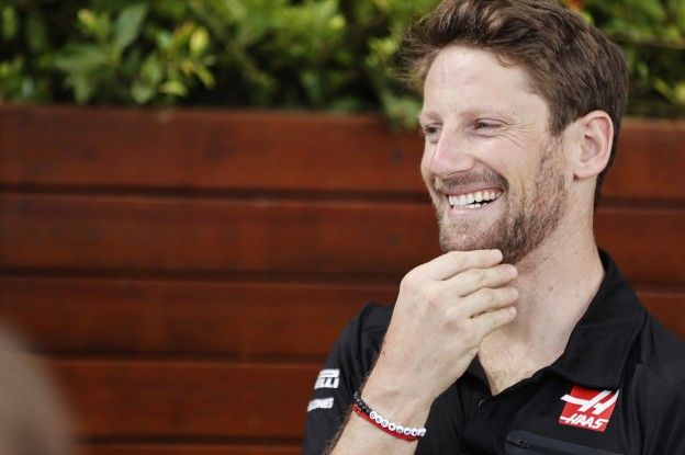 Whatsapp-groep van F1-coureurs was vandaag ‘onderhoudend’ zegt Grosjean